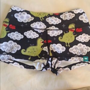 Wod bottom spandex fire/dragon print, size small